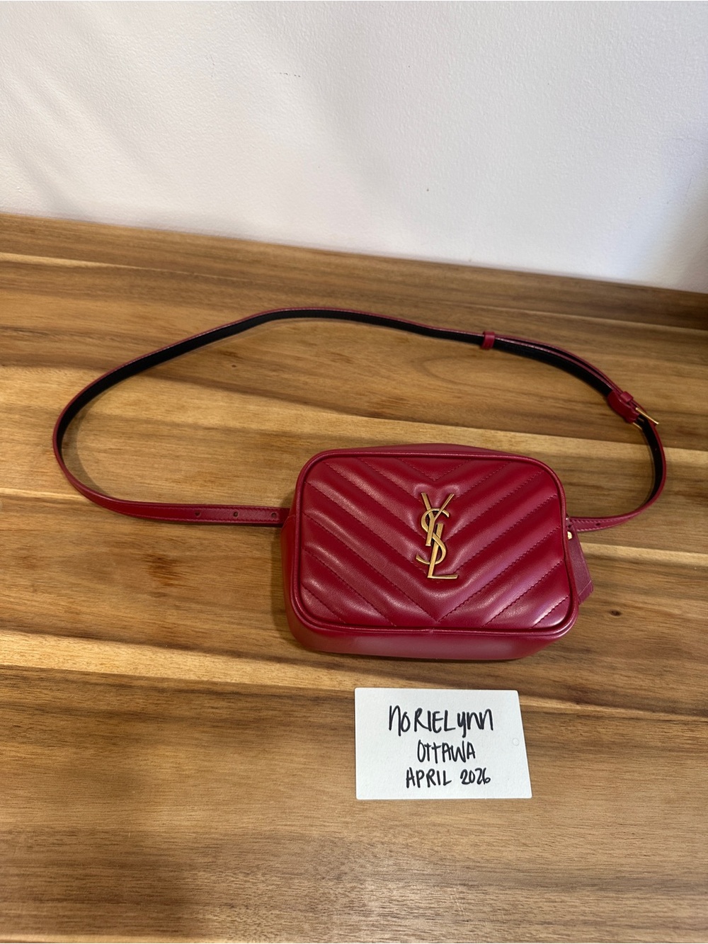 YVES SAINT LAURENT
Lou Chevron Leather Belt Bag Red - Picture 12 of 12